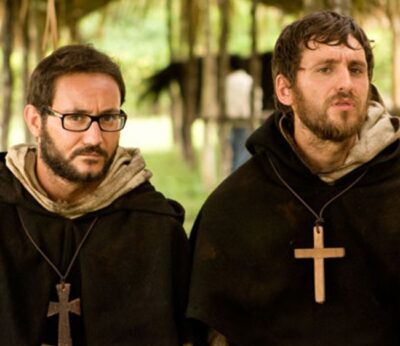 Refrán: A la mesa y a la misa, sólo una vez se avisa