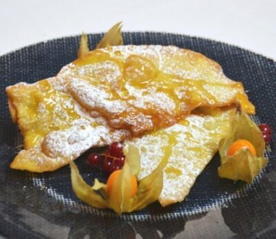 Postre: ‘Orejas’ con miel