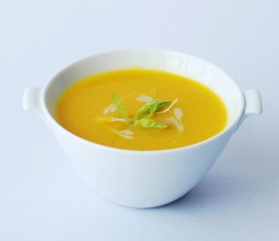 Receta: crema de calabaza al lemon grass con crujiente de gamba