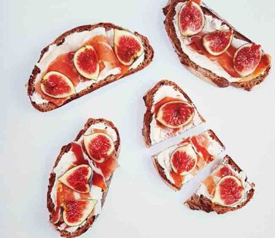 Tapas de higos, jamón y crema de nueces