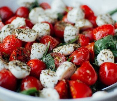 8 ensaladas para llevarte a la playa