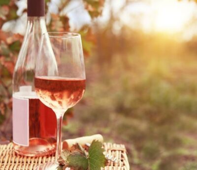 8 buenos vinos rosados que valen para comer con todo