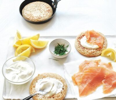Blinis de trigo serraceno y salmón ahumado
