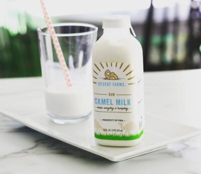 Leche de camella: la nueva bebida de moda que está dispuesta a prevenir (casi) cualquier enfermedad