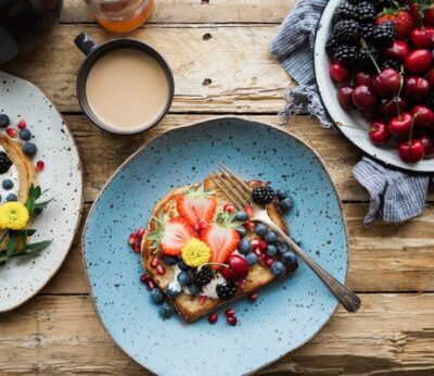 Quédate a desayunar