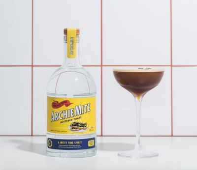 Una destilería australiana inventa el licor de Vegemite 