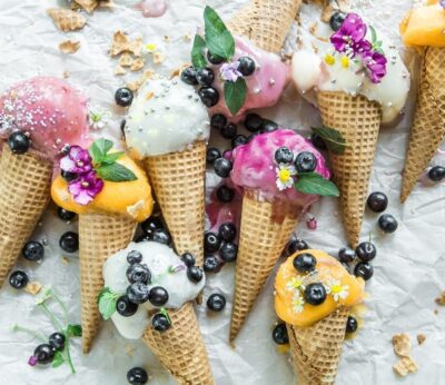 Receta: helado de mango, frambuesa y chocolate blanco