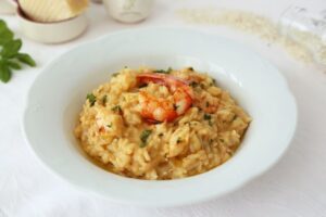 Risotto verduras y gambas