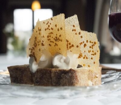 Receta: Torrijas de pan de espelta con helado de masamadre, por Samuel Moreno