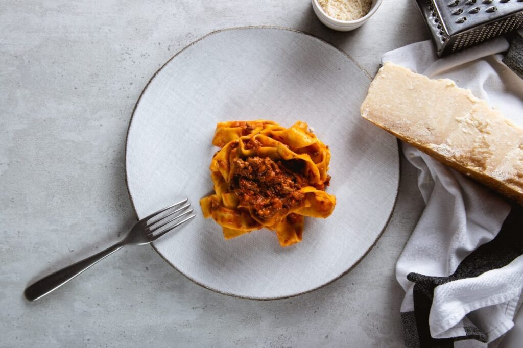 Receta pappardelle bolognese