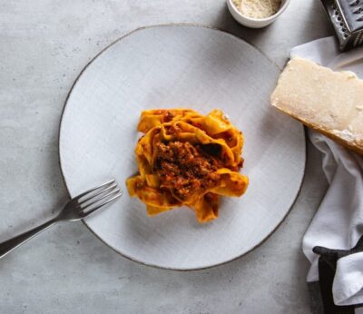 Receta pappardelle bolognese