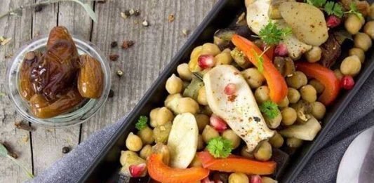 Revuelto de garbanzos con verduras, setas y dátiles