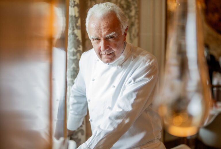 Alain Ducasse: “Las chefs tienen más sensibilidad que los cocineros hombres”