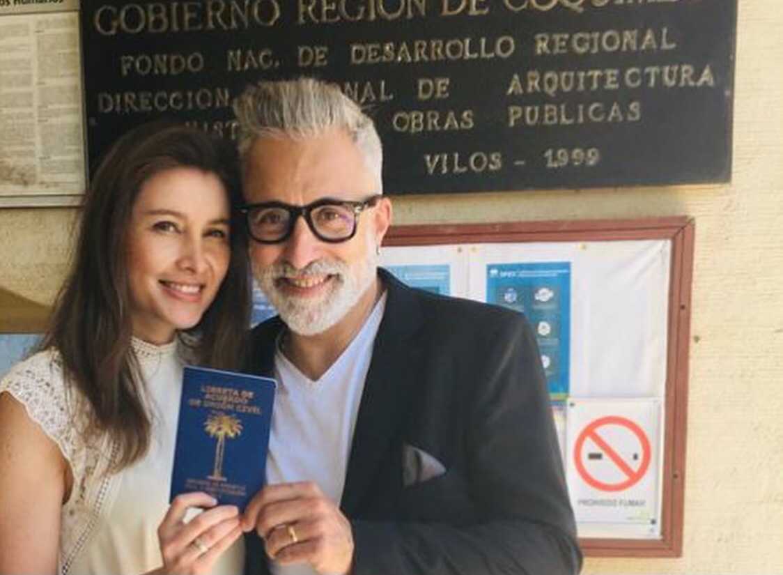 Sergi Arola se casa por sorpresa con su novia Francisca Laree