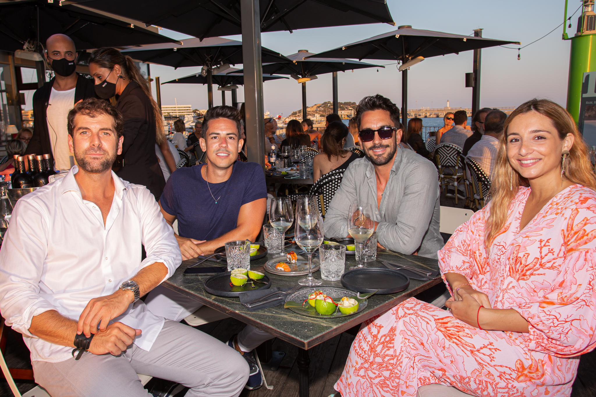 Alvaro Gandía Blasco y acompañantes