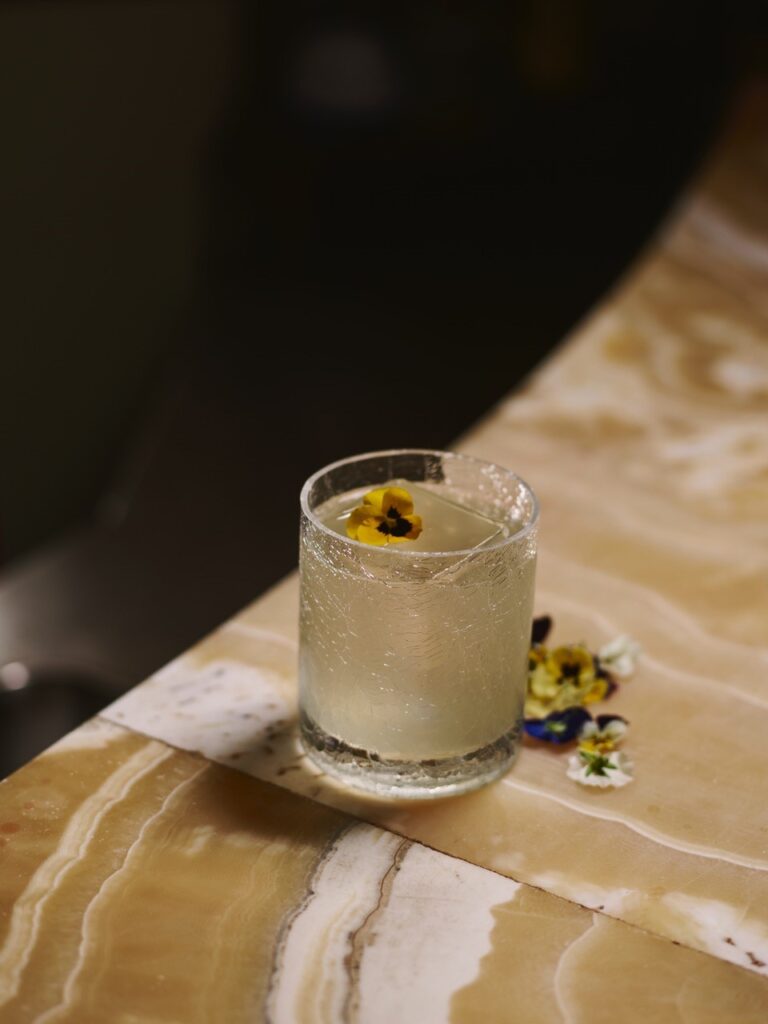 cóctel El Duende, Benares.