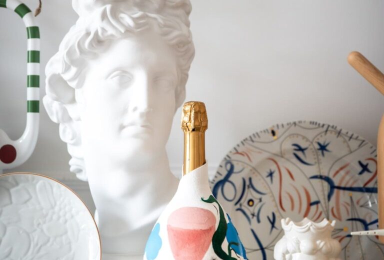 Jaime Hayon crea para Ruinart 20 obras de arte inéditas