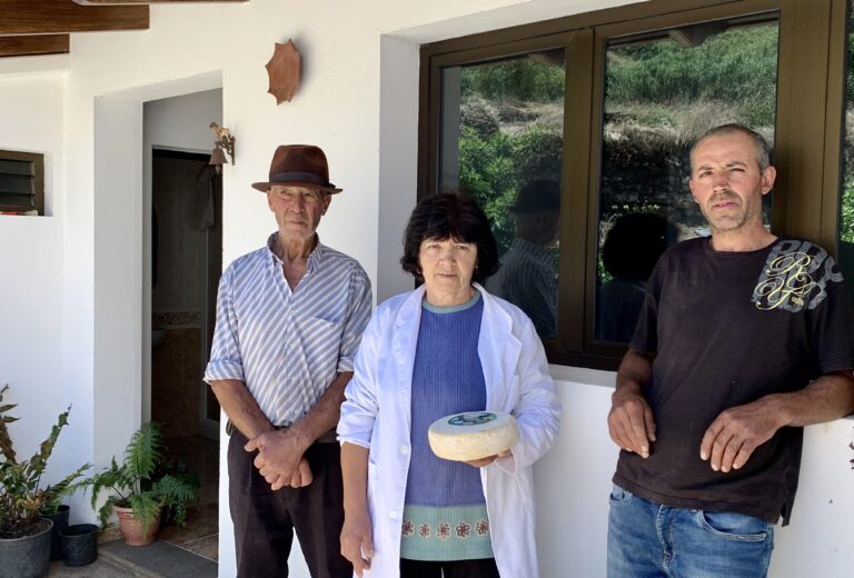 Altos de Moya, la quesería que salvó el Queso de Flor de Guía