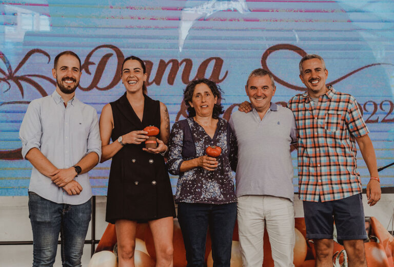 El tomate de Aretxabaleta repite como el mejor de España en la Feria del Tomate Antiguo de Bezana