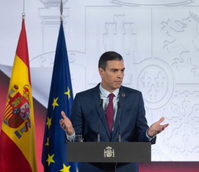 Economía.- El Gobierno destina 660 millones para compensar a agricultores, ganaderos y pescadores por el alza de precios