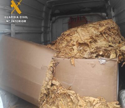 Economía.- El Gobierno aprueba un decreto para desarrollar normas de control y régimen sacionador sobre el tabaco crudo