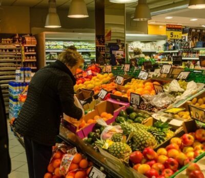 Economía.- La cesta de la compra básica consolida la rebaja media del 10% tras las bajadas del IVA, según Asufin
