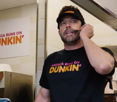 Ben Affleck en el anuncio de Dunkin para la Super Bowl.