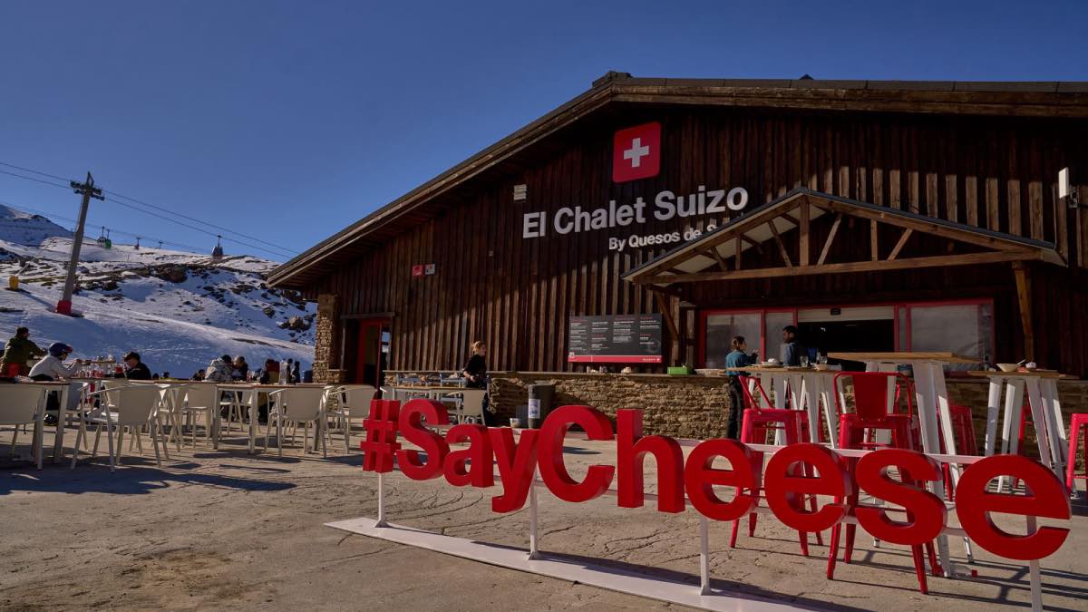 El Chalet Suizo by Quesos de Suiza.