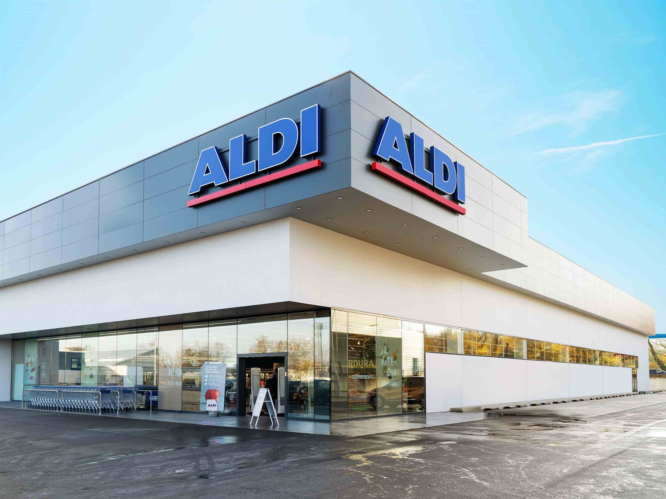 Economía.- Aldi prevé contratar a más de 700 trabajadores durante el primer semestre de 2023