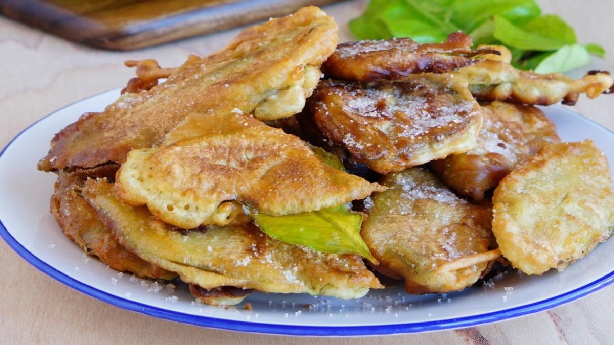 Here is the recipe for paparajotes, a typical sweet from Murcia