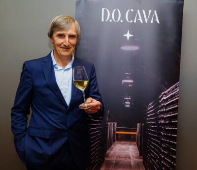 Economía.- La D.O. Cava logra sus mejores cifras con 249 millones de botellas vendidas en 2022