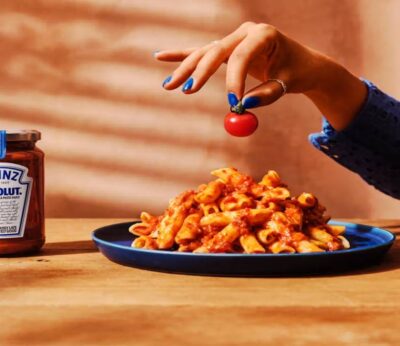Heinz y Absolut Vodka lanzan una salsa de tomate inspirada en Gigi Hadid