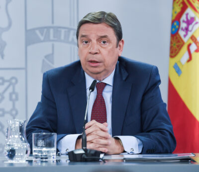 Economía.- Planas, «absolutamente convencido» de que bajarán los precios, pero pide «paciencia» a los consumidores