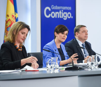 Economía.- El Gobierno distribuye 30,5 millones entre las CCAA para apoyar al Posei, al sector apícola y al ganadero