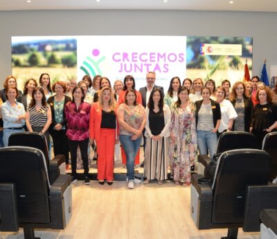 Economía.- CaixaBank y Agricultura impulsan un programa de mentoras rurales