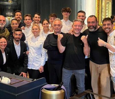 La foto de la cena de José Andrés, Ferrán Adrià, Albert Adrià y Rafa Zafra en el restaurante Amar Barcelona