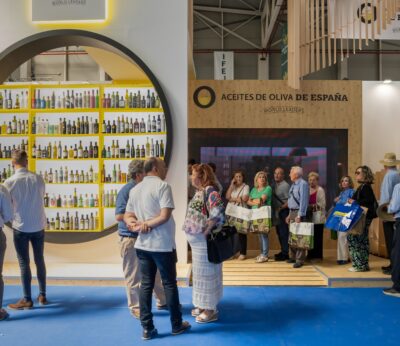Economía.- Aceites de Oliva España presenta al sector todas las campañas que tiene desplegadas en el mundo