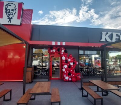 Economía.- AmRest rebota más de un 10% tras cerrar la venta de su negocio de restaurantes KFC en Rusia por 100 millones