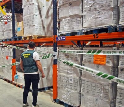 Economía.- La Guardia Civil investiga a dos personas en la provincia de Badajoz por el fraude del aceite de oliva