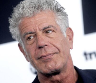 Esta era la receta de Anthony Bourdain contra la resaca