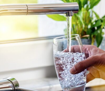 Estas son las ciudades de España con la mejor agua del grifo, según la OCU