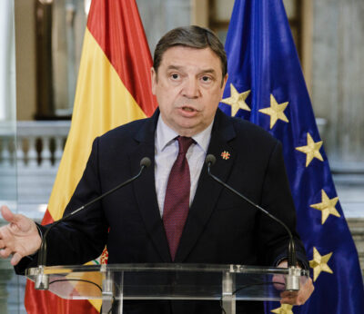 Economía.- Planas celebra los datos de la campaña de frutos rojos y desdeña cualquier impacto del boicot alemán a Huelva