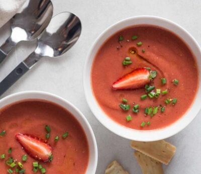 La receta de gazpacho de fresa by Berasategui para refrescarse este verano