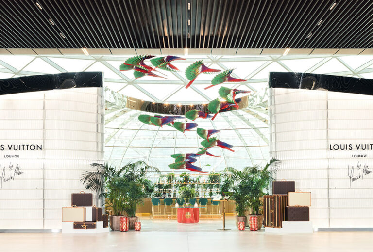 Louis Vuitton despliega en el aeropuerto de Doha un lounge-restaurante de lujo