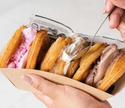 El sándwich de churro con helado que triunfa en Las Palmas