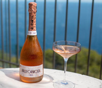 Vallformosa presenta Gala Rosé: la sofisticación en una botella