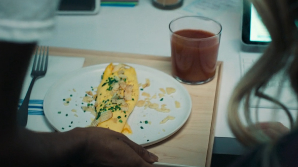 How to prepare ‘The Bear’ omelette with chips and butter