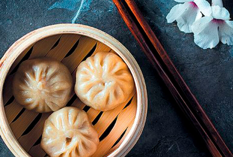 Un restaurante chino reta a sus clientes a comerse 108 dumplings, y esto es lo que ocurre