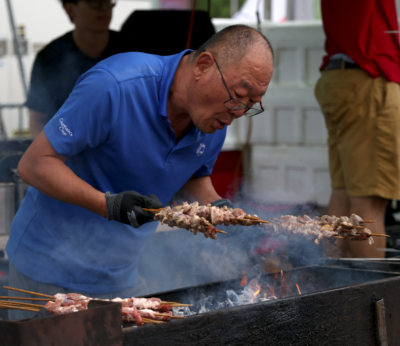 An Asian Tiktoker reveals the secret of Chinese food in Spain