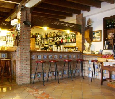 Así es Casa Blas, el restaurante de Zahara de los Atunes donde cenó el chef José Andrés